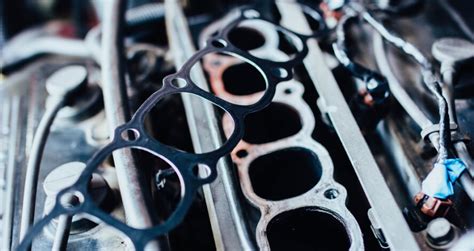 Symptoms of Bad or Failing Intake Manifold Gaskets